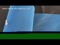 Polyester-Gitter aus quadratischen Löchern